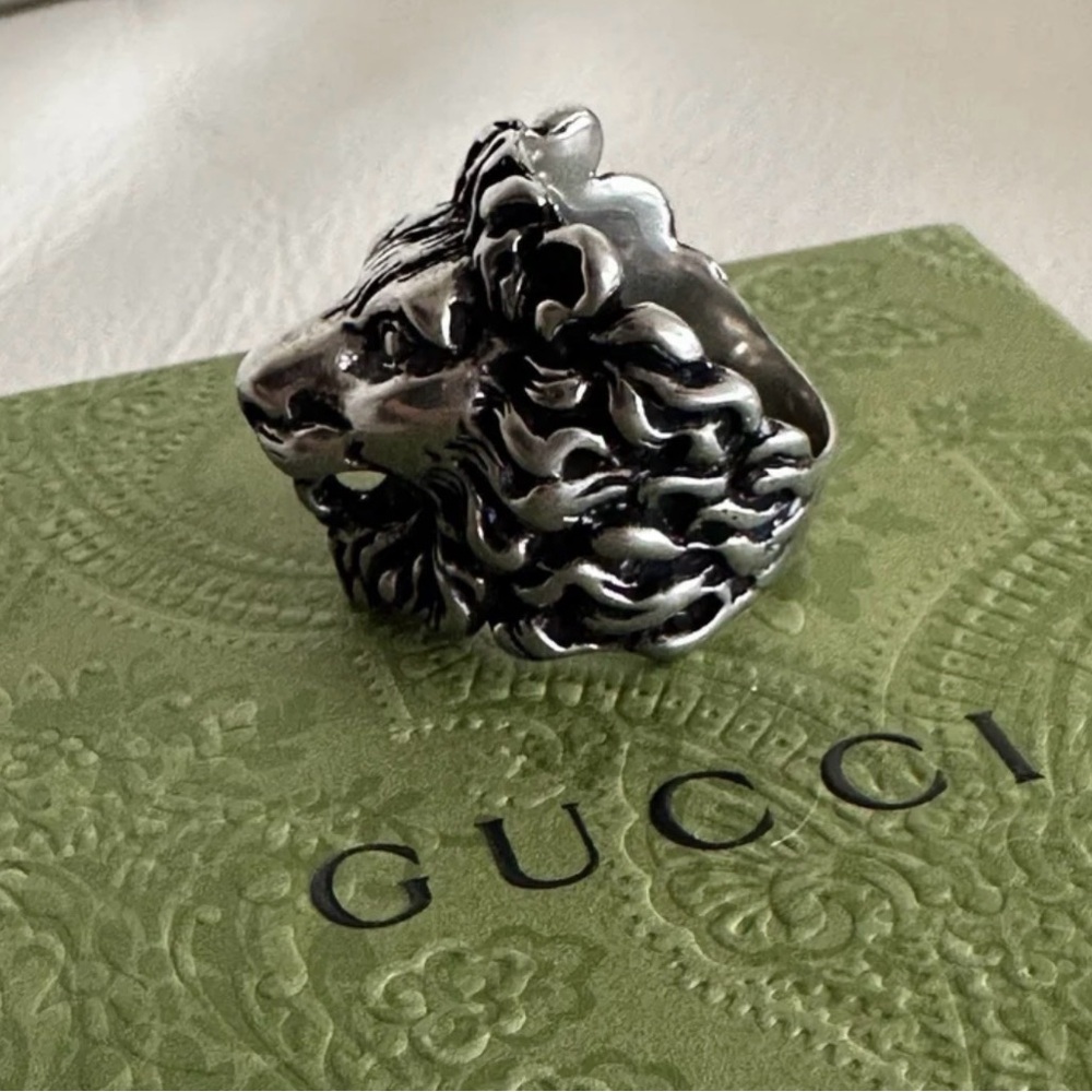 Gucci Lion Head Motif Ring Black Silver Size 13G (US 6.5) Full Inclusion - Picture 6 of 6